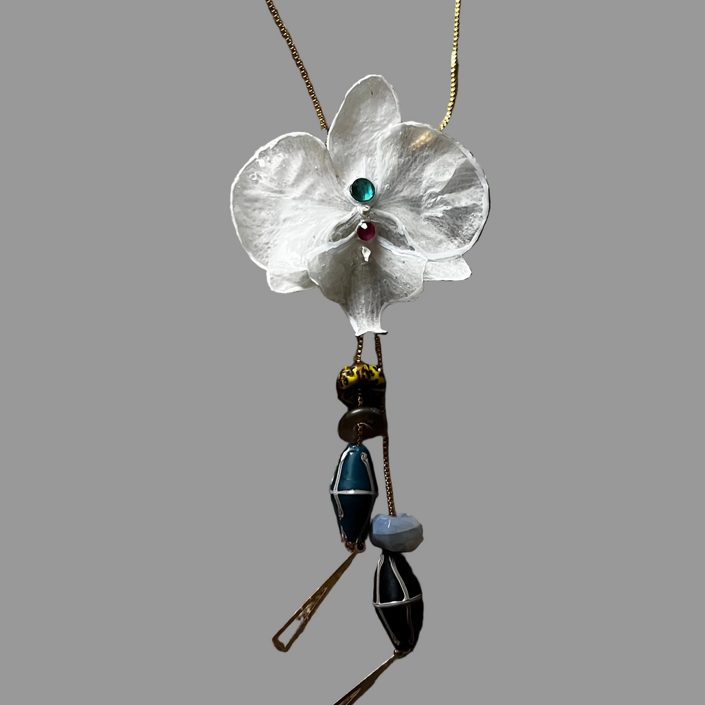 Lunaria Necklace