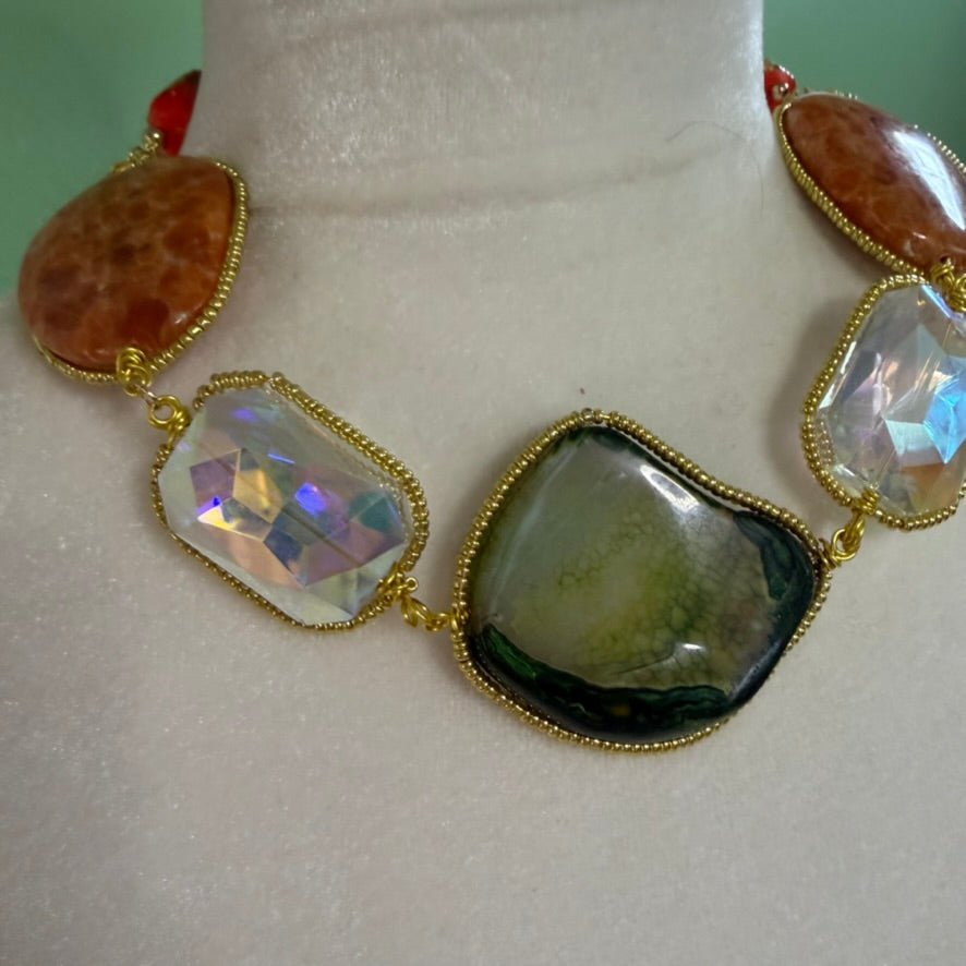 Verde Élan Necklace