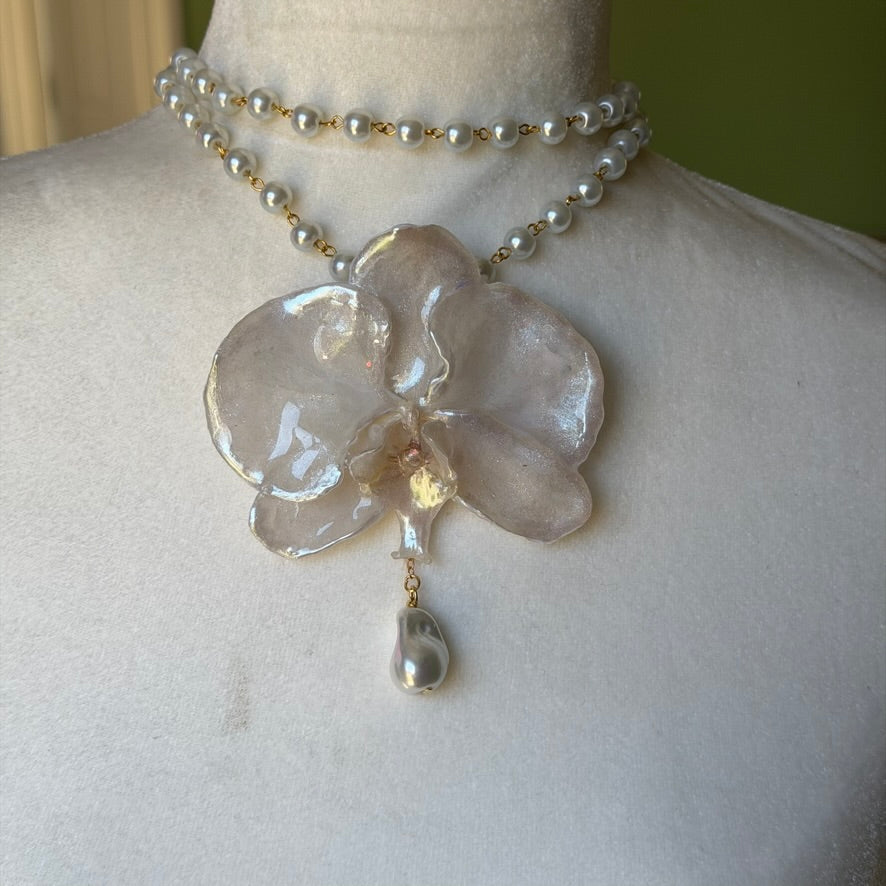 Lumina Necklace