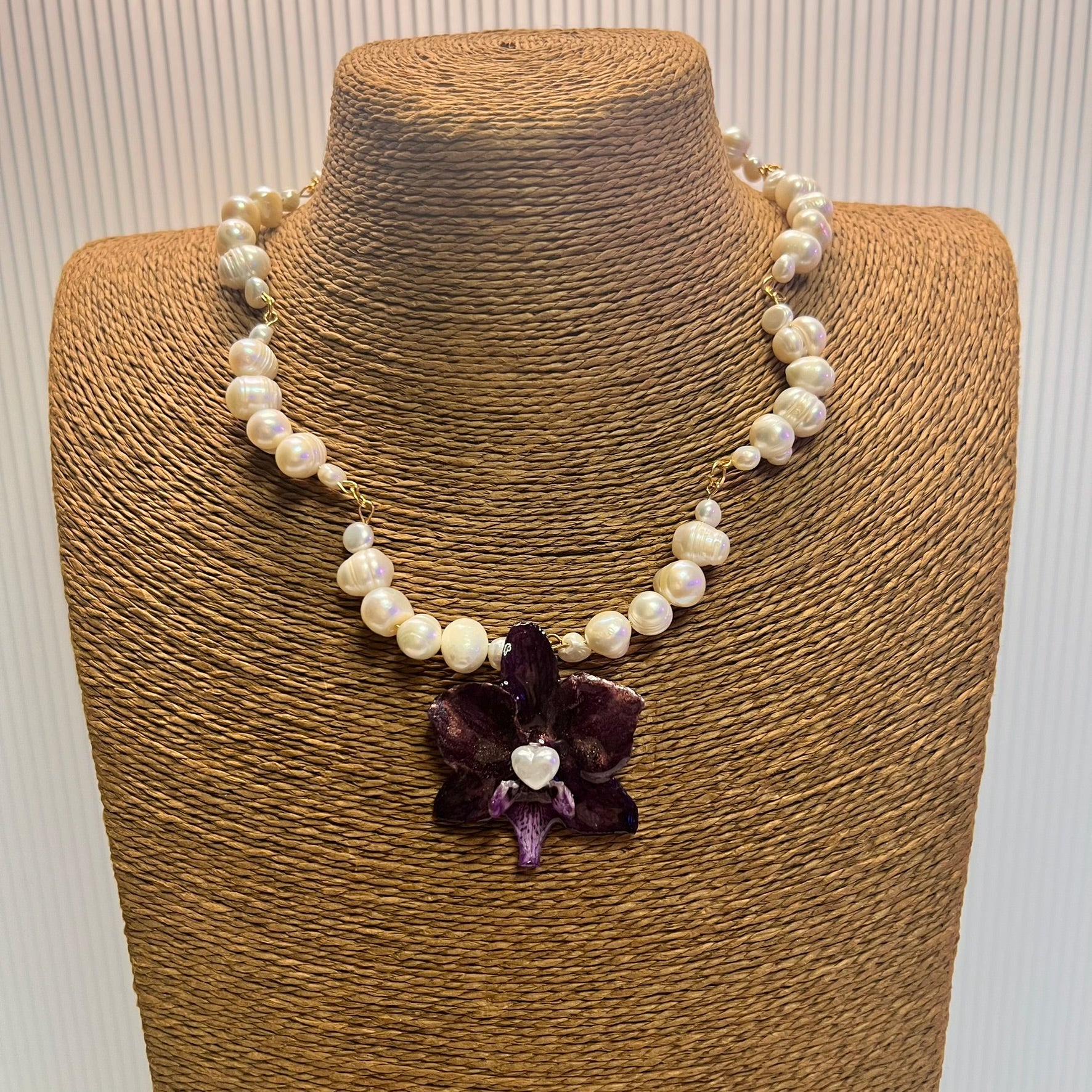 Orchid Heart Pearl Necklace