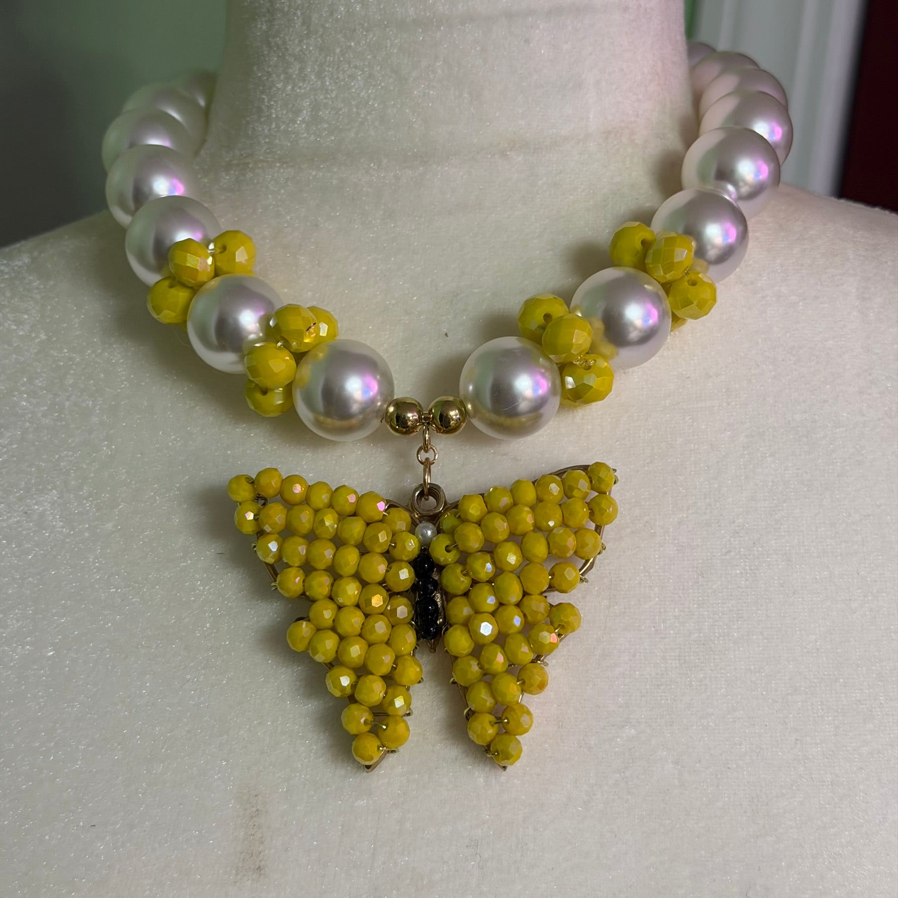 Collar Mariposa