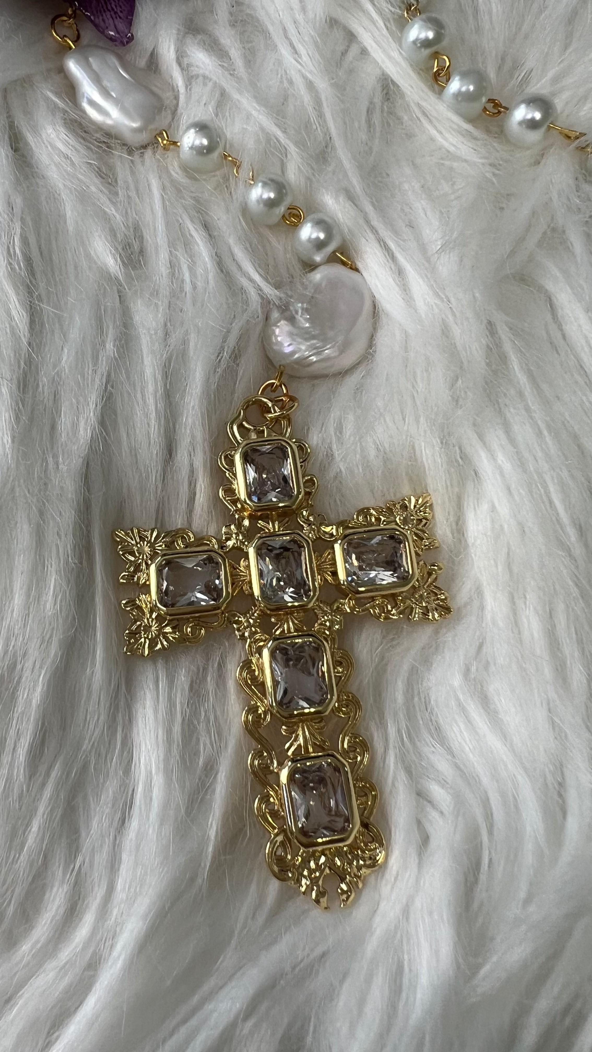 Oracion de la Orquidea Eterna Necklace
