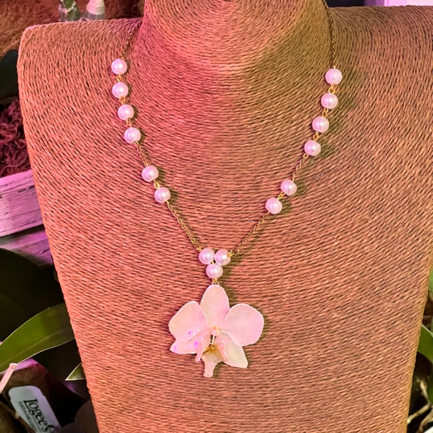 Iridescent Bloom Necklace